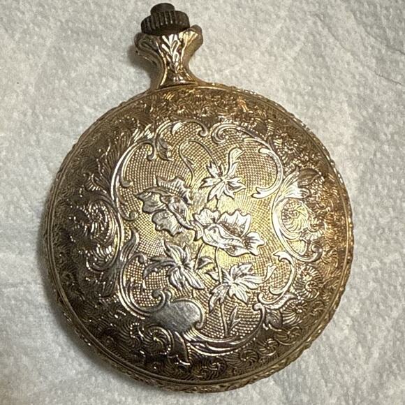 Vintage - Swiss Made - JC Penny Mechanical Wind Up Pocket Watch - Duck Hunt Dog - Picture 2 of 16